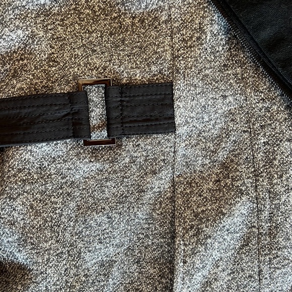 Ladies jacket - Picture 4 of 7